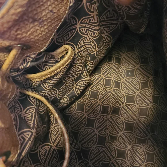 Antonio Melani Brown Weekender Bag - Picture 8 of 10